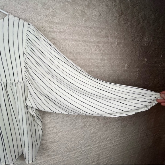 Savanna Jane Embroidered Floral Tunic Sz Medium Peasant Boho Beachy Vacation - Picture 15 of 16